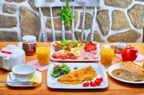 Отель Viktória Inn Tihany  Тихань